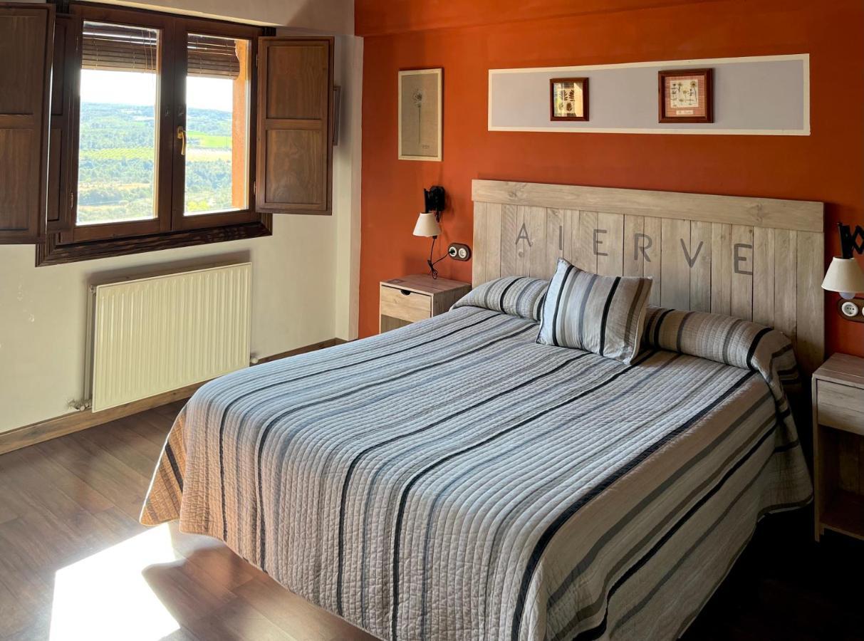 Hotel Rural Reina Berta Мурильо-де-Гальего Экстерьер фото