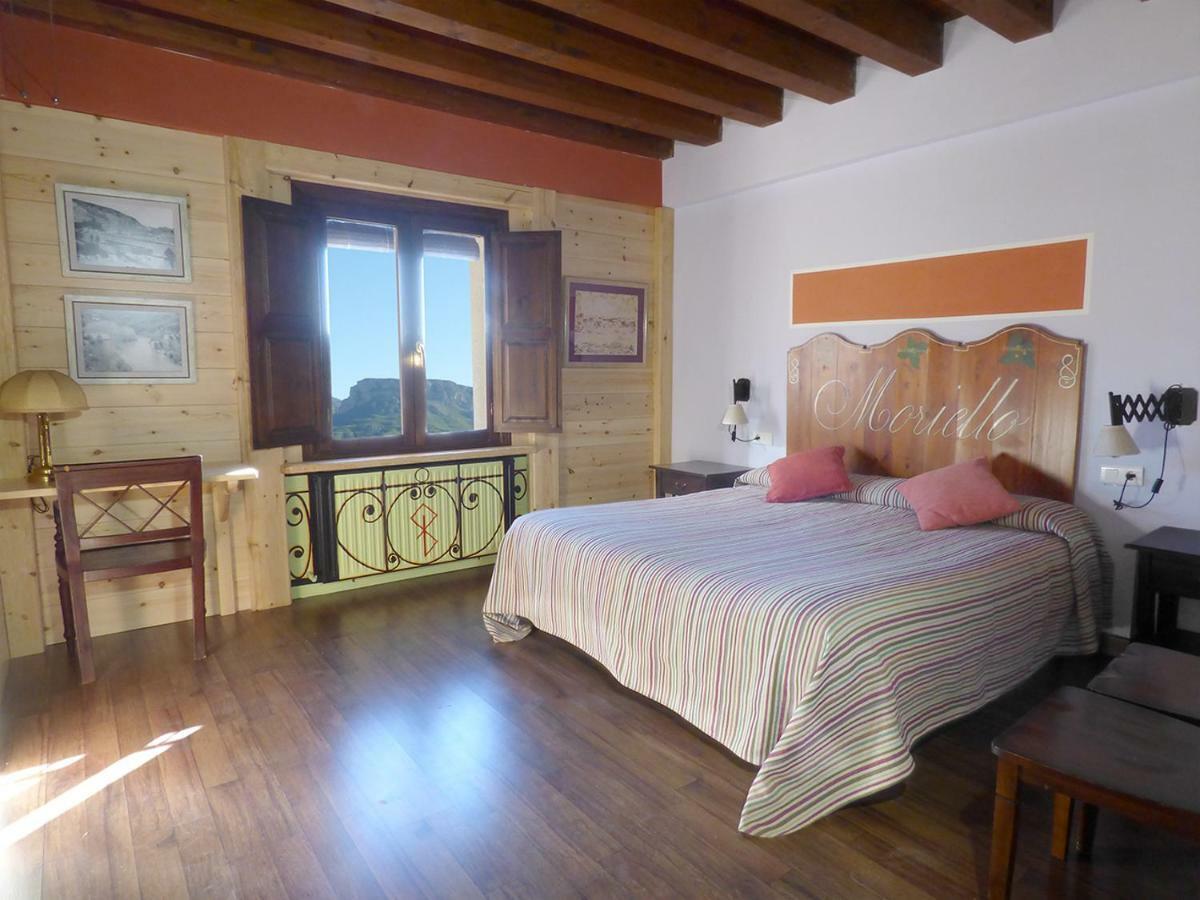 Hotel Rural Reina Berta Мурильо-де-Гальего Экстерьер фото